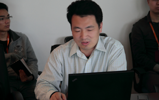 毛庆洲博士演讲中